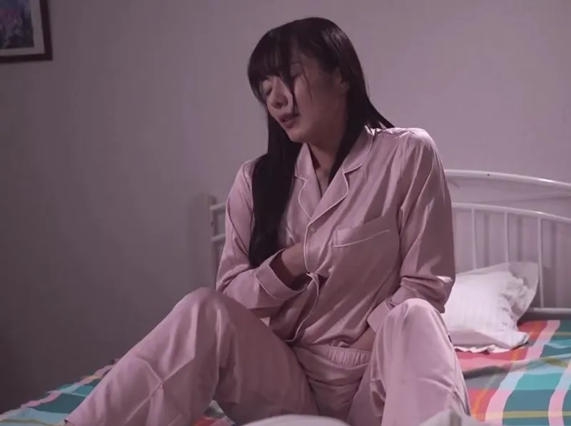 Thẩm du hàng đêm vì ông chồng bỏ bê, vợ yêu quyết định tìm đến ứng dụng hèn hò