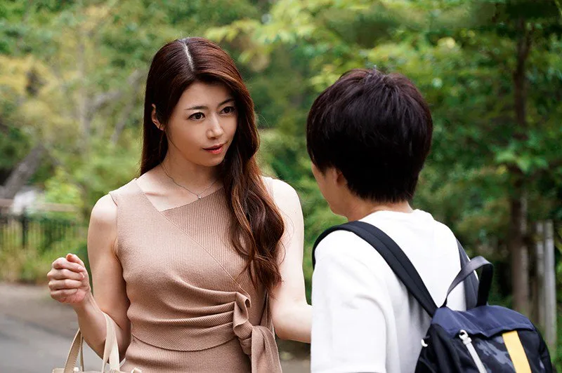 Nắc mẹ của bạn thân trong chuyến về quê 3 ngày